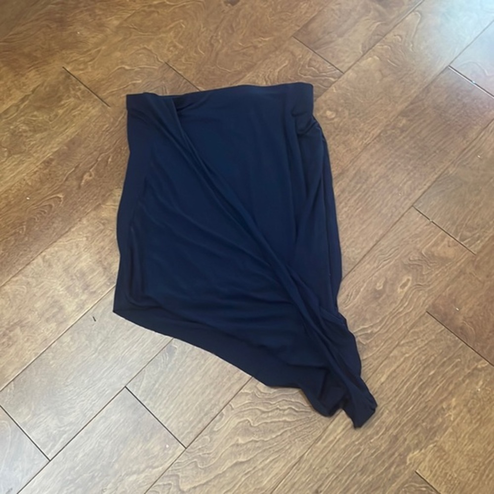 Navy asymmetric skirt , very comfortable and versatile, gently loved